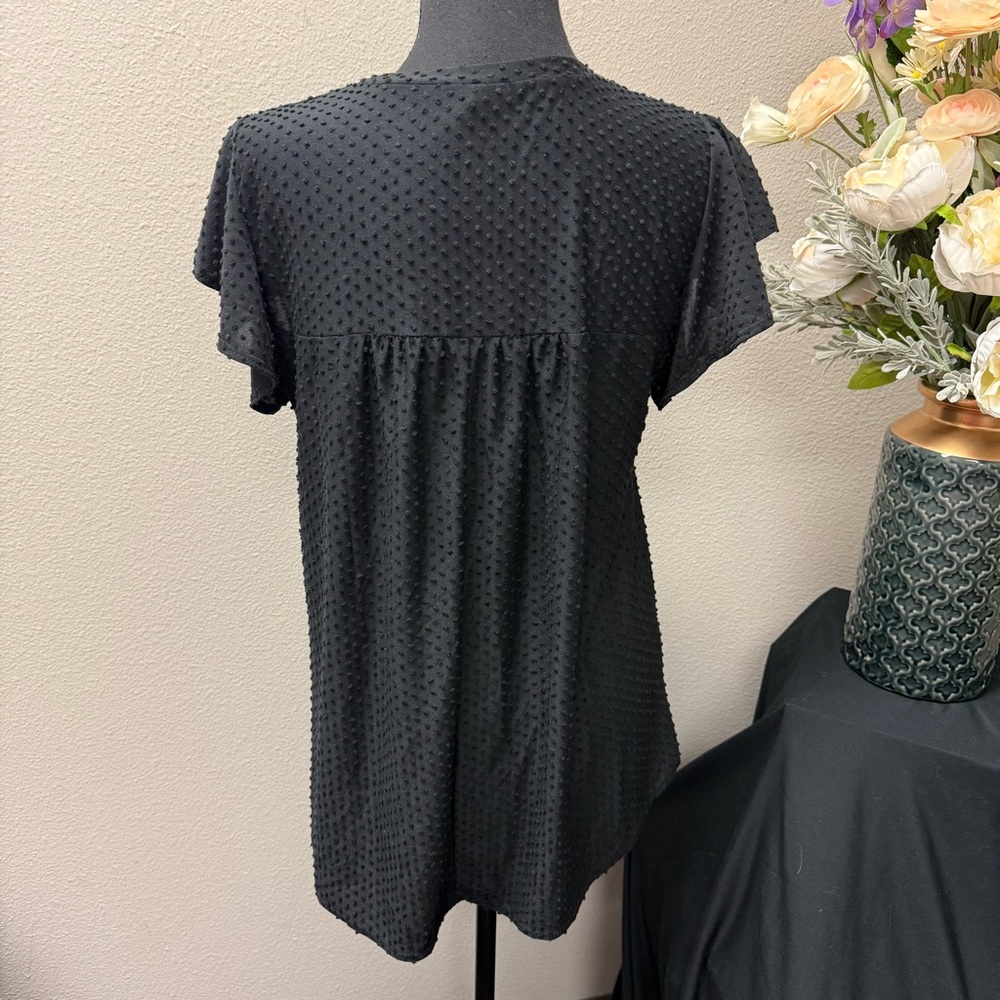 Black Swiss Dot Babydoll Top Acting Pro XL | Textured Short Sleeve Tee - Picture 3 of 6
